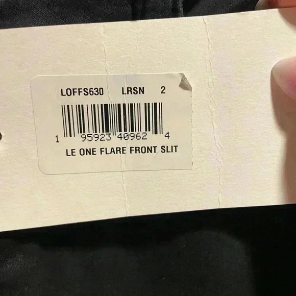 NWT Frame Le one Flare Le High Slit Hem black Larsen jeans sz 2 (fits 29-34) - Picture 8 of 10
